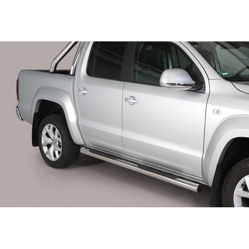 STAINLESS STEEL RUNNING BOARDS, 76MM DIAMETER, WITH TREAD PLATES.