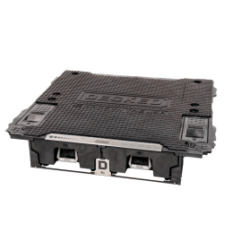 FULL COVERAGE HARD RUBBER MAT FOR FULL-SIZE MODELS